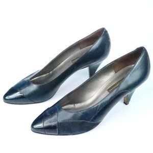 Vintage / SESTO MEUCCI of Florence / Made in Italy / Navy Blue / Leather Pumps